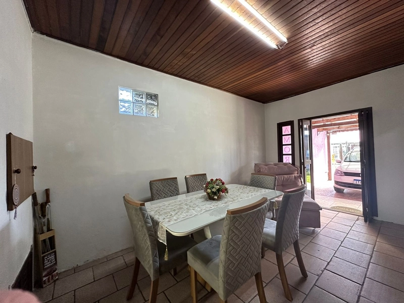 CASA 4 DORMITÓRIOS | PRÓXIMO AO MAR E PRÓXIMO AO CENTRO: 6ª foto da galeria de imagens do imóvel