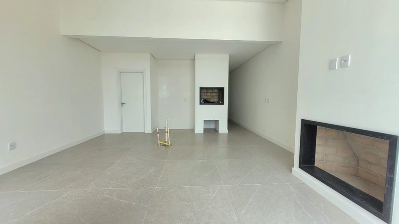 CASA ALTO PADRÃO 2 DORM (1 SUÍTE) - FRENTE AVENIDA - GUARANI: 7ª foto da galeria de imagens do imóvel