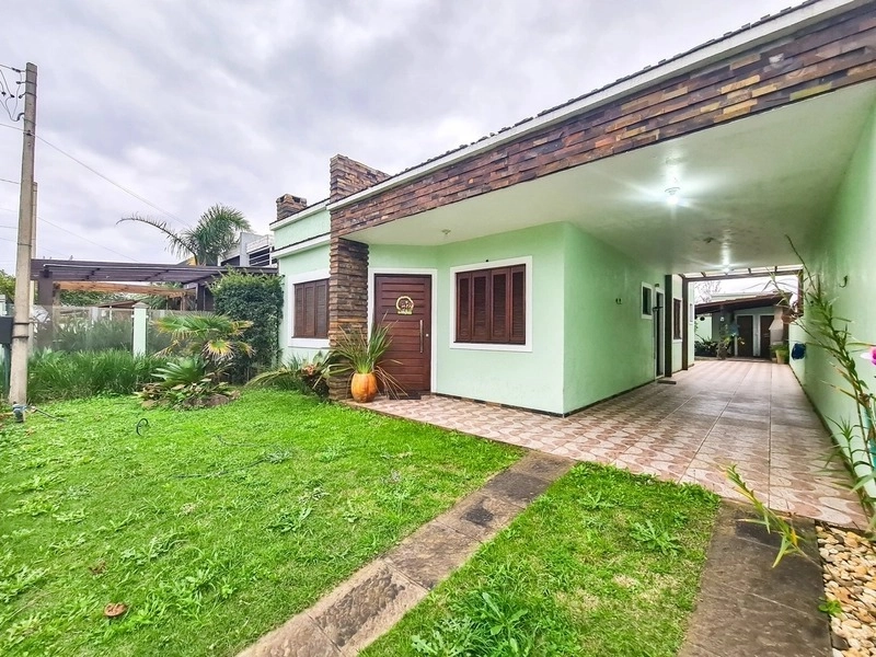 CASA 3 DORMITÓRIOS - 50 METROS DA BEIRA MAR - QUIOSQUE - MOBILIADA: 1ª foto da galeria de imagens do imóvel