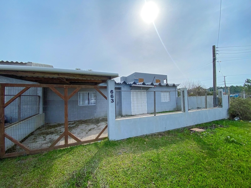 CASA 3 DORMITÓRIOS - ÓTIMA LOCALIZAÇÃO EM REGIÃO DE MORADORES FIXOS: 1ª foto da galeria de imagens do imóvel