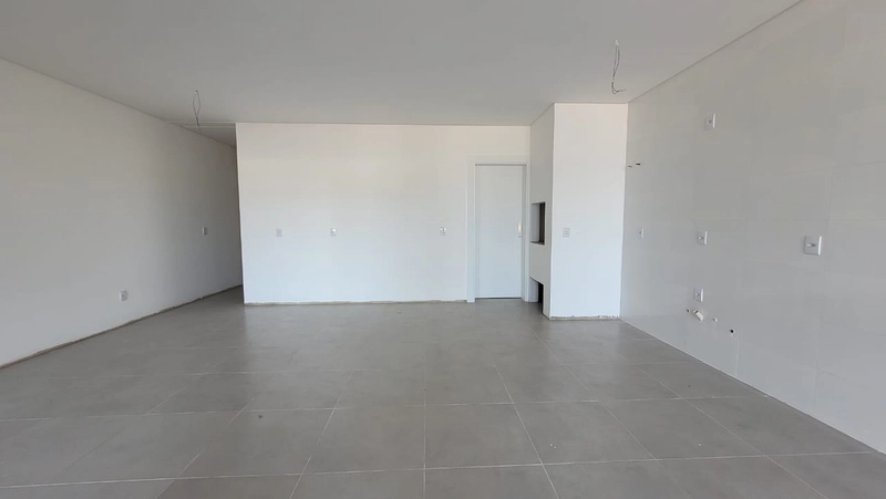 CASA 3 SUÍTES - 1 QUADRA DO MAR - GARAGEM COBERTA EM CAPÃO DA CANOA: 6ª foto da galeria de imagens do imóvel