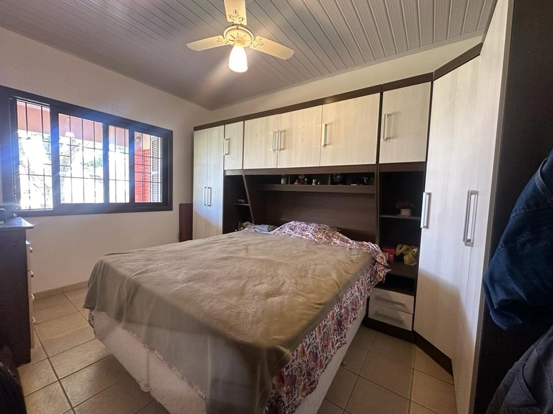 CASA ÓTIMO ESPAÇO COM 3 TERRENOS - 2 QUADRAS DO MAR: 15ª foto da galeria de imagens do imóvel