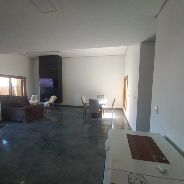CASA 2 DORMITÓRIOS + ANEXO NO VILLAGE EM CAPÃO NOVO: 4ª foto da galeria de imagens do imóvel