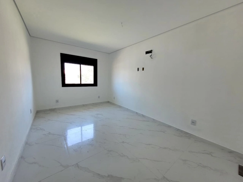 CASA NA QUADRA DO MAR - TERRENO 15X27  - CAPÃO DA CANOA: 17ª foto da galeria de imagens do imóvel