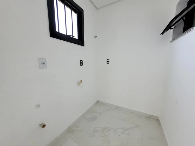 CASA NA QUADRA DO MAR - TERRENO 15X27  - CAPÃO DA CANOA: 13ª foto da galeria de imagens do imóvel