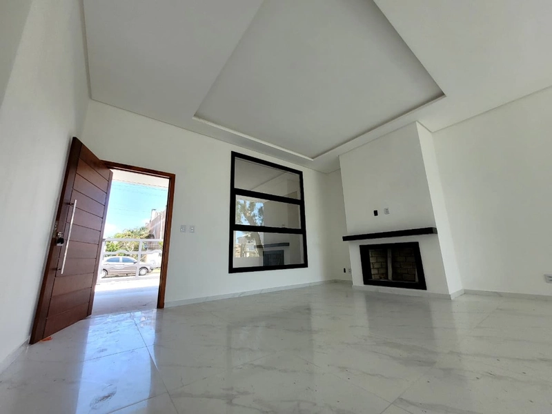 CASA NA QUADRA DO MAR - TERRENO 15X27  - CAPÃO DA CANOA: 6ª foto da galeria de imagens do imóvel