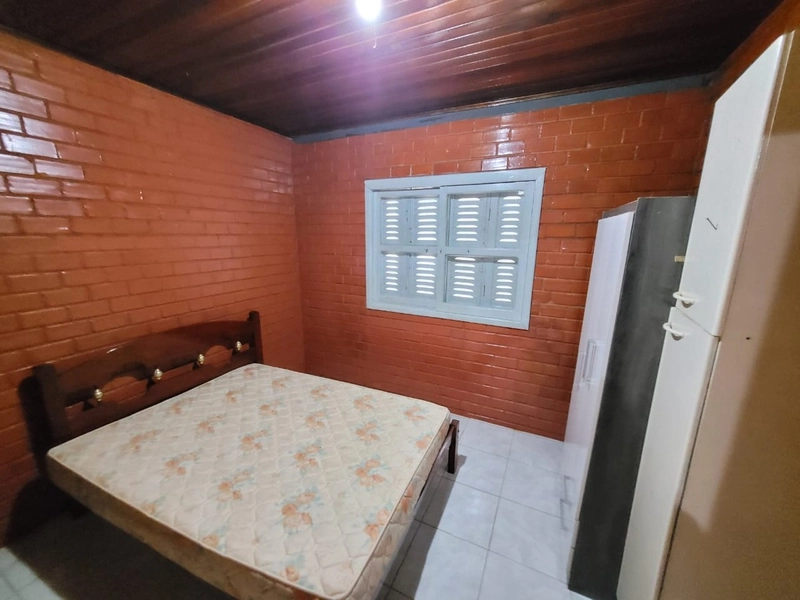 CASA 2 DORMITÓRIOS - 2 QUADRAS DO MAR - NO ARCO IRIS EM CAPÃO DA CANOA: 10ª foto da galeria de imagens do imóvel