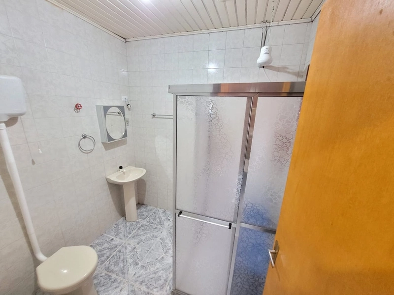 CASA 2 DORMITÓRIOS - 2 QUADRAS DO MAR - NO ARCO IRIS EM CAPÃO DA CANOA: 11ª foto da galeria de imagens do imóvel