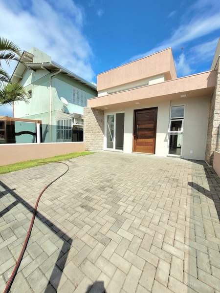 CASA 3 DORMITÓRIOS (1 SUÍTE) - 300M DA BEIRA MAR - PRONTA PARA MORAR !: 2ª foto da galeria de imagens do imóvel