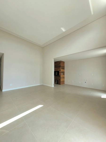 CASA 3 DORMITÓRIOS (1 SUÍTE) - 300M DA BEIRA MAR - PRONTA PARA MORAR !: 9ª foto da galeria de imagens do imóvel