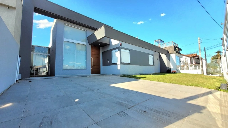 MEGA OFERTA! CASA 3 DORM (1 SUÍTE) - 200M DA BEIRA MAR - PISCINA - MOB: 26ª foto da galeria de imagens do imóvel