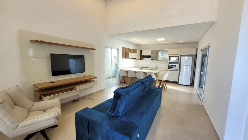 MEGA OFERTA! CASA 3 DORM (1 SUÍTE) - 200M DA BEIRA MAR - PISCINA - MOB: 6ª foto da galeria de imagens do imóvel