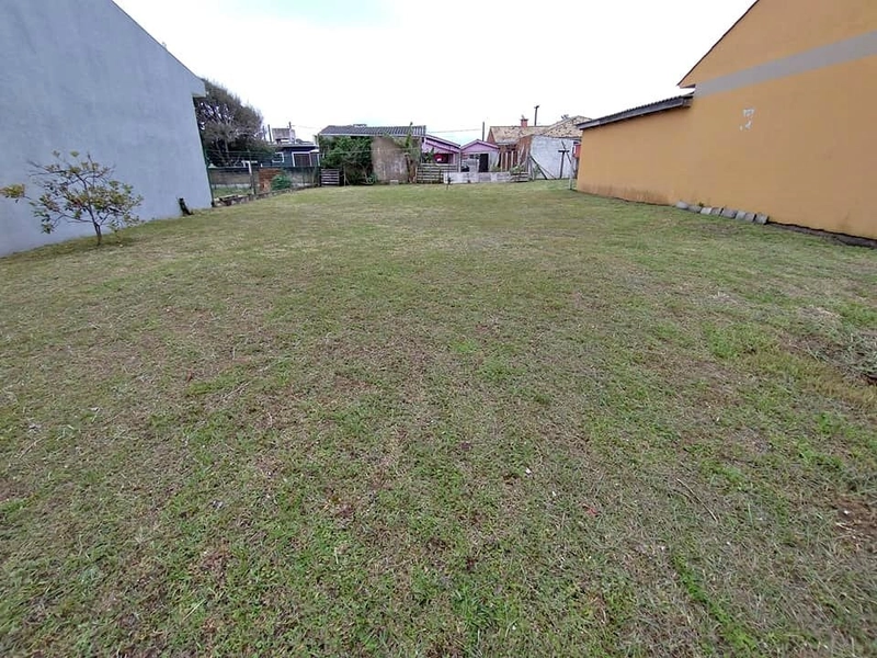 TERRENO 351M² - 1 QUADRA DO MAR - CAPÃO DA CANOA: 1ª foto da galeria de imagens do imóvel