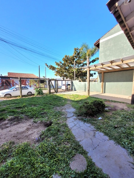 CASA 3 DORMITÓRIOS - 3 QUADRAS DO MAR - PRÓXIMO AO MERCADO SUPER CERTO: 2ª foto da galeria de imagens do imóvel