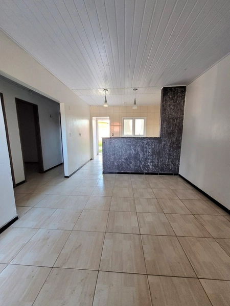 CASA 3 DORMITÓRIOS - 3 QUADRAS DO MAR - PRÓXIMO AO MERCADO SUPER CERTO: 6ª foto da galeria de imagens do imóvel