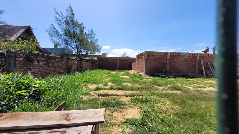TERRENO 225M² - 2 QUADRAS DO MAR - ACEITA CARRO E PRAZO DIRETO!: 5ª foto da galeria de imagens do imóvel