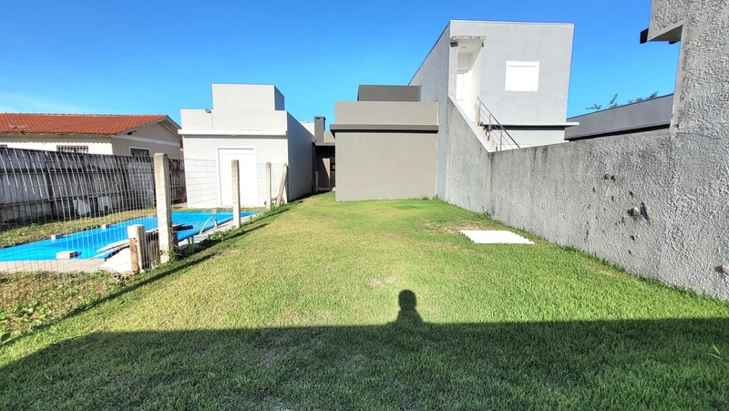 CASA 2 DORMITÓRIOS (1 SUÍTE) - LOTE DIFERENCIADO 6M X 33M: 12ª foto da galeria de imagens do imóvel
