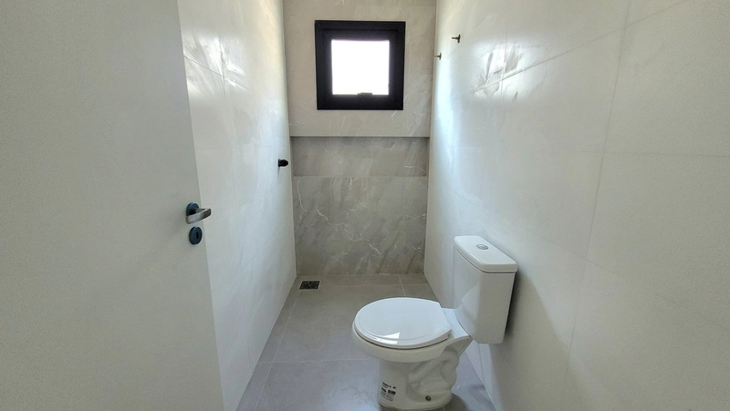 CASA 2 DORMITÓRIOS (1 SUÍTE) - LOTE DIFERENCIADO 6M X 33M: 17ª foto da galeria de imagens do imóvel