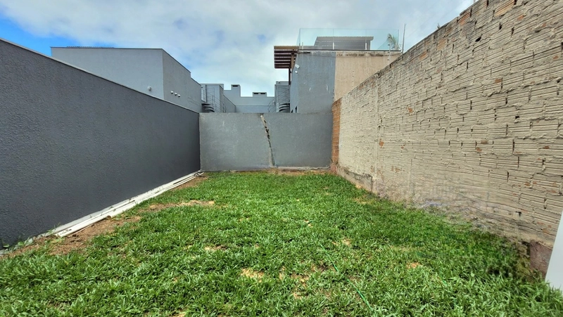 CASA 2 DORMITÓRIOS (1 SUÍTE) - 50M DA BEIRA MAR EM CAPÃO DA CANOA: 16ª foto da galeria de imagens do imóvel
