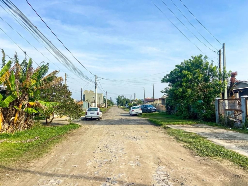 TERRENO NO JARDIM BEIRA MAR COM 300M² - REGIÃO DE MORADORES: 4ª foto da galeria de imagens do imóvel
