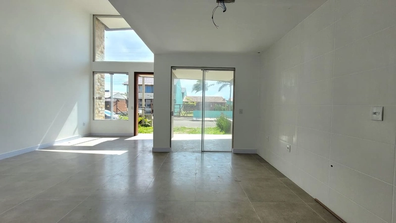 CASA 2 DORMITÓRIOS (1 SUÍTE) - TERRAÇO C/ VISTA PARA O MAR: 4ª foto da galeria de imagens do imóvel