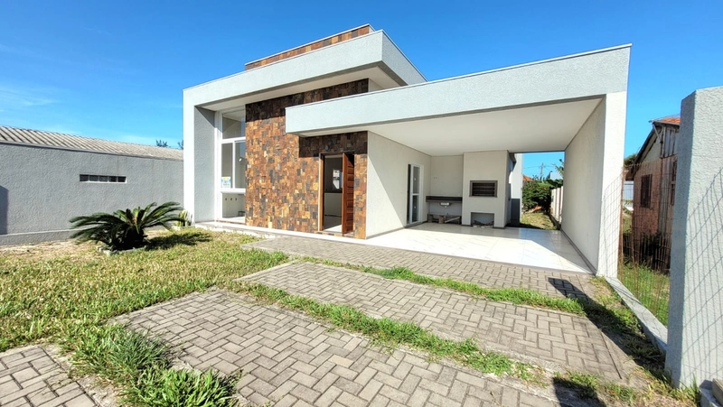 CASA 140M² COM 3 SUÍTES - 4 QUADRAS DO MAR: 26ª foto da galeria de imagens do imóvel