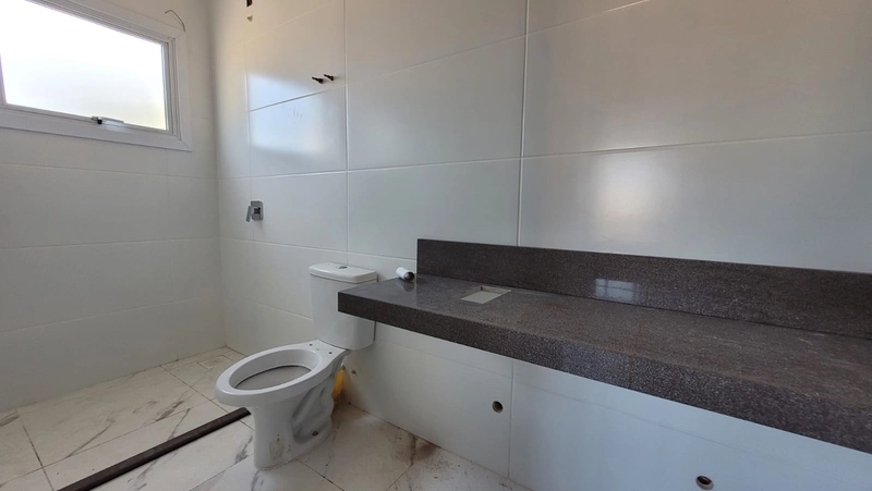 CASA 140M² COM 3 SUÍTES - 4 QUADRAS DO MAR: 14ª foto da galeria de imagens do imóvel