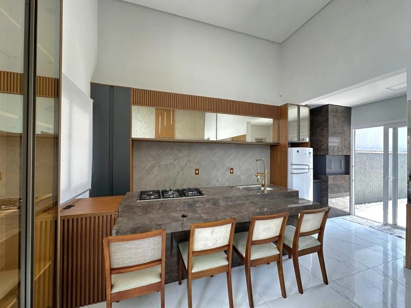 CASA ALTO PADRÃO 3 DORM (1 SUÍTE) - ROOFTOP - PISCINA: 6ª foto da galeria de imagens do imóvel