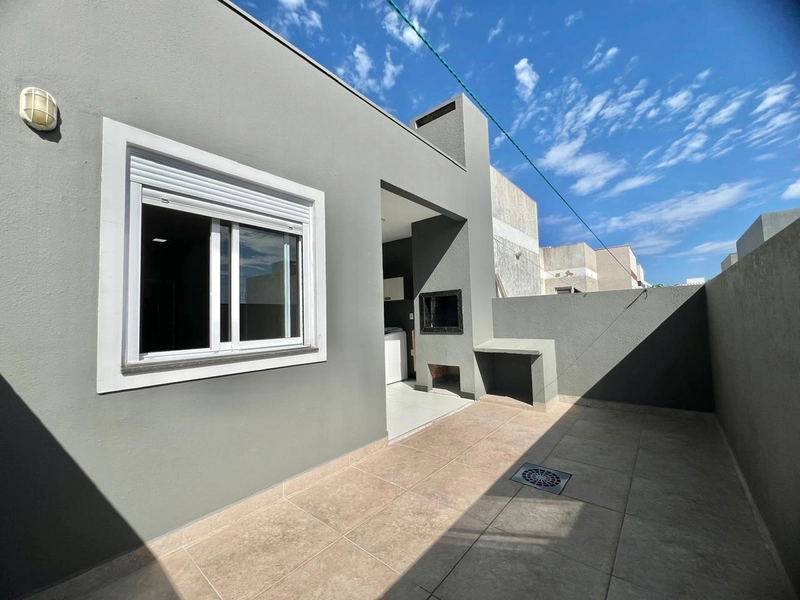 CASA 2 DORMITÓRIOS (1 SUÍTE) - FRENTE AVENIDA - MOBILIADA: 10ª foto da galeria de imagens do imóvel