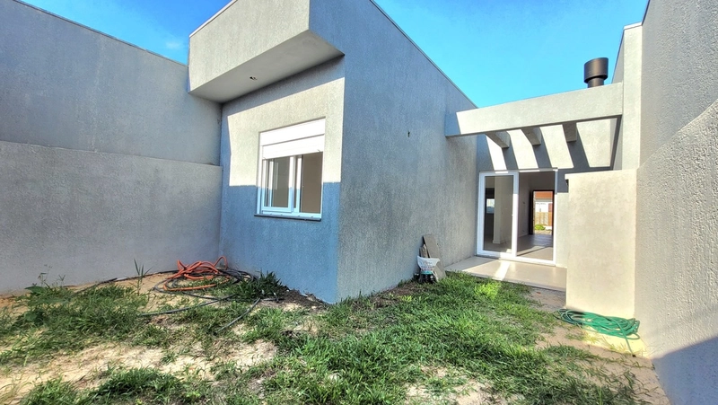 CASA 2 DORMITÓRIOS (1 SUÍTE) - 76M² PRIVATIVOS - 3 QUADRAS DO MAR: 8ª foto da galeria de imagens do imóvel