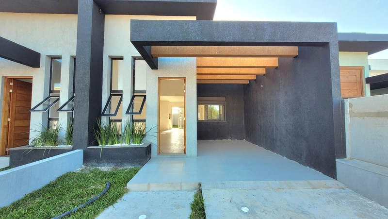 CASA 2 DORMITÓRIOS (1 SUÍTE) - 76M² PRIVATIVOS - 3 QUADRAS DO MAR: 2ª foto da galeria de imagens do imóvel