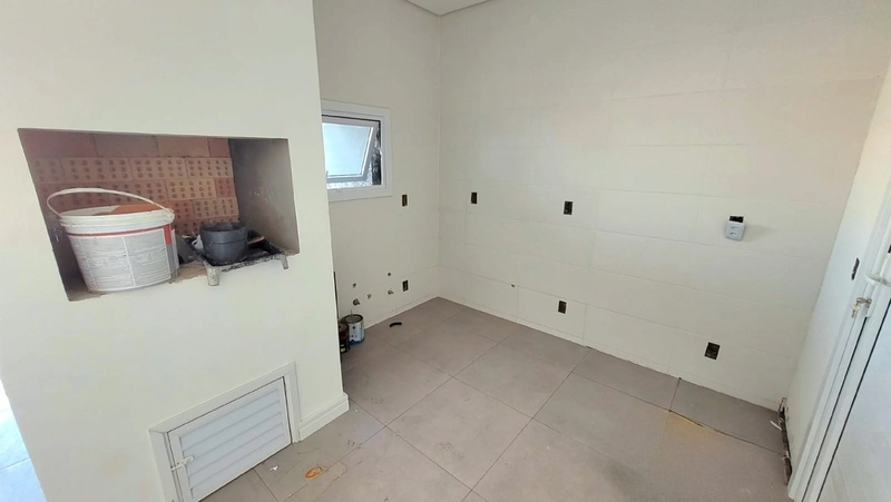 CASA 3 DORMITÓRIOS (1 SUÍTE) - 82M² PRIVATIVOS - 3 QUADRAS DO MAR: 5ª foto da galeria de imagens do imóvel