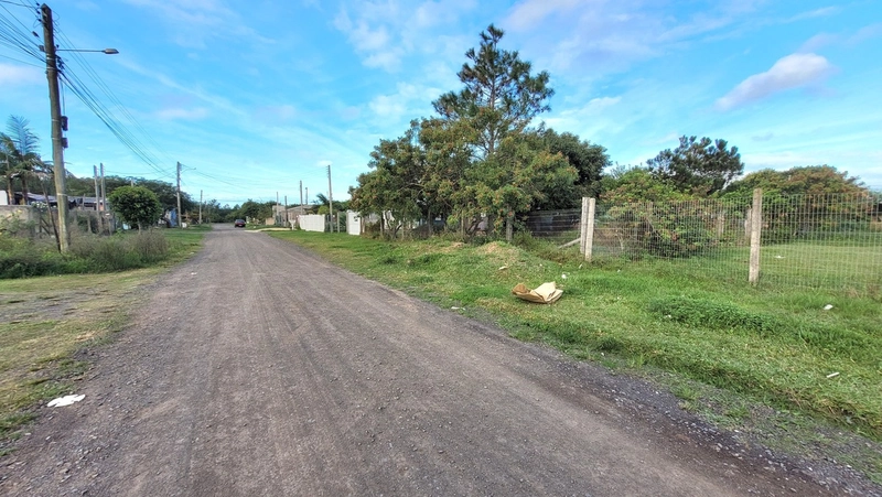 TERRENO COM 390M² EM REGIÃO DE MORADORES EM CAPÃO DA CANOA: 3ª foto da galeria de imagens do imóvel