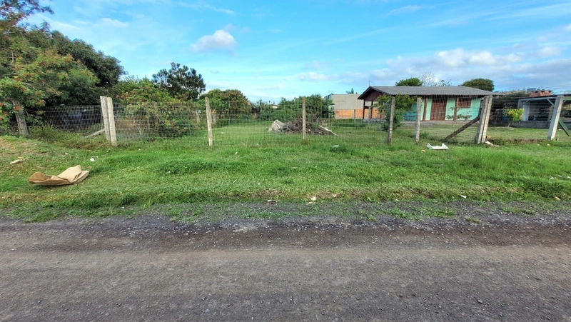 TERRENO COM 390M² EM REGIÃO DE MORADORES EM CAPÃO DA CANOA: 1ª foto da galeria de imagens do imóvel
