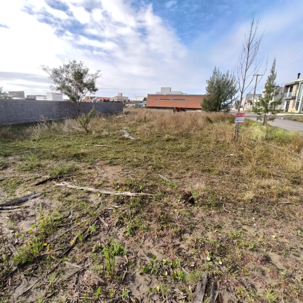 Terreno de esquina: poucos metros do Mar - Confira!: 4ª foto da galeria de imagens do imóvel