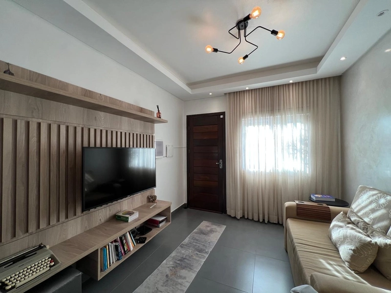 CASA 2 DORMITÓRIOS (1 SUÍTE) + ANEXO GOURMET E PISCINA NA ZONA NOVA: 6ª foto da galeria de imagens do imóvel