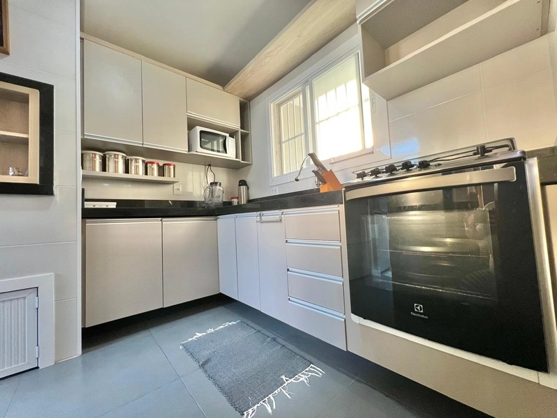 CASA 2 DORMITÓRIOS (1 SUÍTE) + ANEXO GOURMET E PISCINA NA ZONA NOVA: 10ª foto da galeria de imagens do imóvel
