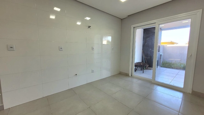 CASA 2 DORMITÓRIOS (1 SUÍTE) - 92m² PRIVATIVOS -  FRENTE ÁREA VERDE: 12ª foto da galeria de imagens do imóvel