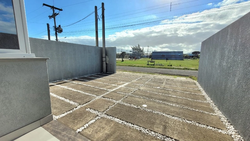CASA 2 DORMITÓRIOS (1 SUÍTE) - 92m² PRIVATIVOS -  FRENTE ÁREA VERDE: 5ª foto da galeria de imagens do imóvel