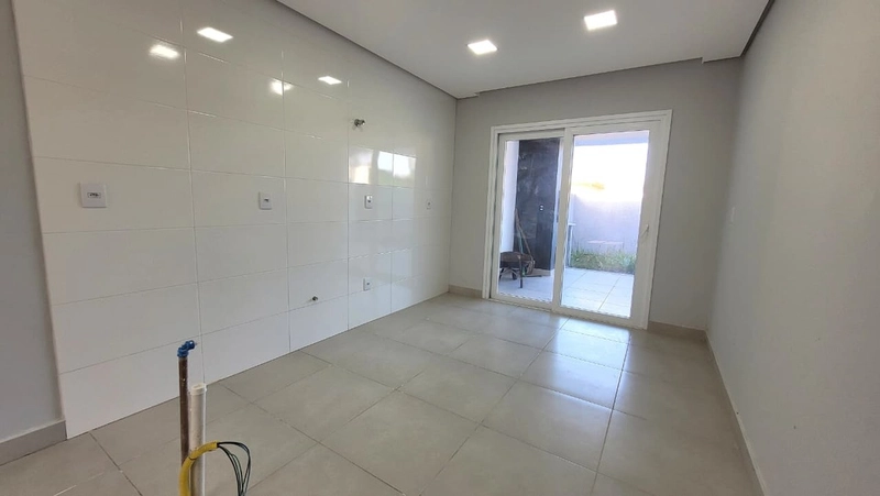 CASA 2 DORMITÓRIOS (1 SUÍTE) - 92m² PRIVATIVOS -  FRENTE ÁREA VERDE: 11ª foto da galeria de imagens do imóvel