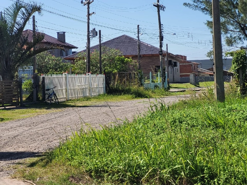 TERRENO DE ESQUINA COM 125M² | 3 QUADRAS DO MAR: 4ª foto da galeria de imagens do imóvel