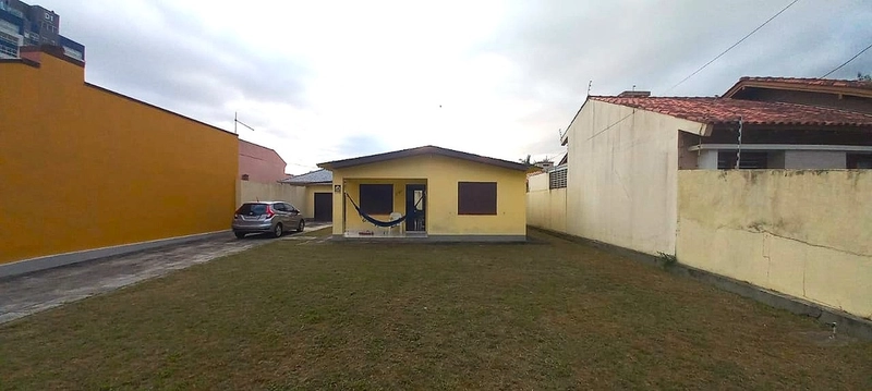 CASA NA ZONA NOVA DE CAPÃO DA CANOA - 2 QUADRAS DO MAR: 2ª foto da galeria de imagens do imóvel