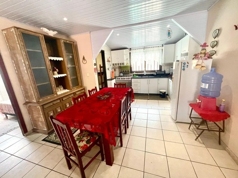 CASA COM ANEXO E PISCINA - 3 DORMITÓRIOS - PRÓXIMO AO MAR: 19ª foto da galeria de imagens do imóvel
