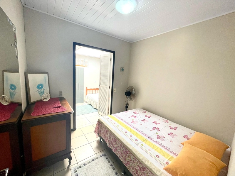 CASA COM ANEXO E PISCINA - 3 DORMITÓRIOS - PRÓXIMO AO MAR: 13ª foto da galeria de imagens do imóvel