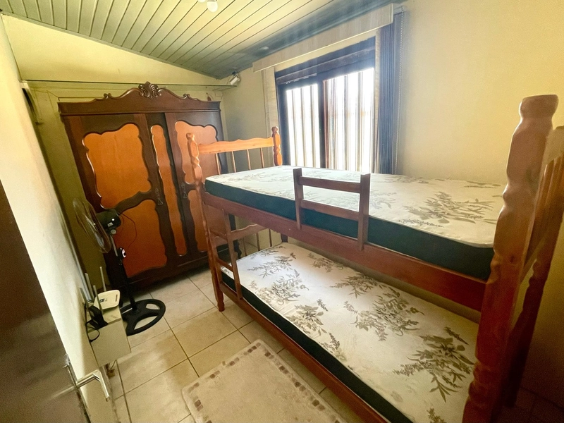 CASA COM ANEXO E PISCINA - 3 DORMITÓRIOS - PRÓXIMO AO MAR: 7ª foto da galeria de imagens do imóvel