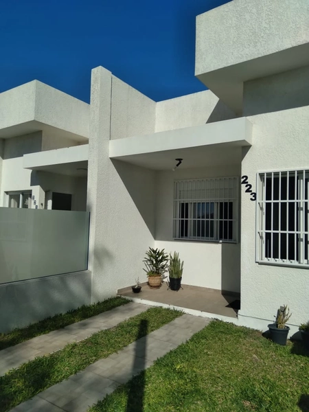 CASA 1 QUADRA DO MAR - 2 DORMITÓRIOS (1 SUÍTE): 3ª foto da galeria de imagens do imóvel