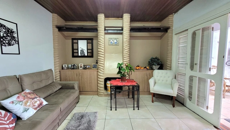 DUAS CASAS NO MESMO TERRENO - NO CENTRO DE CAPÃO DA CANOA: 6ª foto da galeria de imagens do imóvel