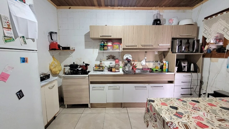 DUAS CASAS NO MESMO TERRENO - NO CENTRO DE CAPÃO DA CANOA: 9ª foto da galeria de imagens do imóvel