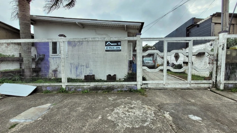 DUAS CASAS NO MESMO TERRENO - NO CENTRO DE CAPÃO DA CANOA: 2ª foto da galeria de imagens do imóvel