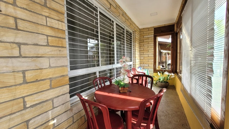 CASA 3 DORMITÓRIOS | PRÓXIMO AO MAR JUNTO AO CENTRO DE CAPÃO DA CANOA: 4ª foto da galeria de imagens do imóvel